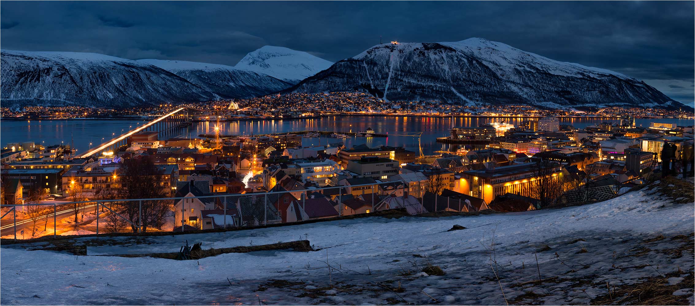 Die Stadt Tromsö by Night