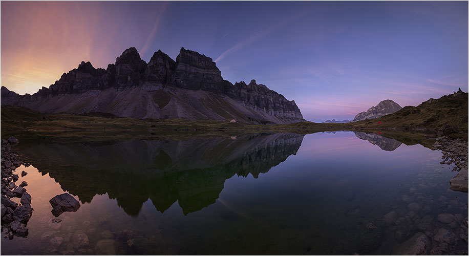 Oktober. Abendstimmung am Seenalperseeli. UR