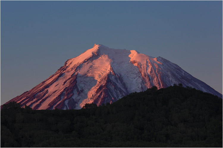 Nordseiten vom Korjakskij Vulkan, 3456m über Meer, im Morgenschein
