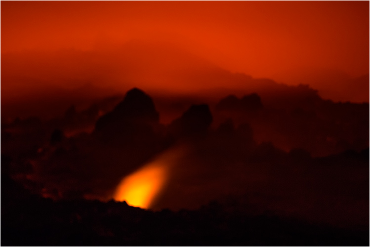 Tolbatschik-Krater aus 2km Entfernung betrachtet, by Night