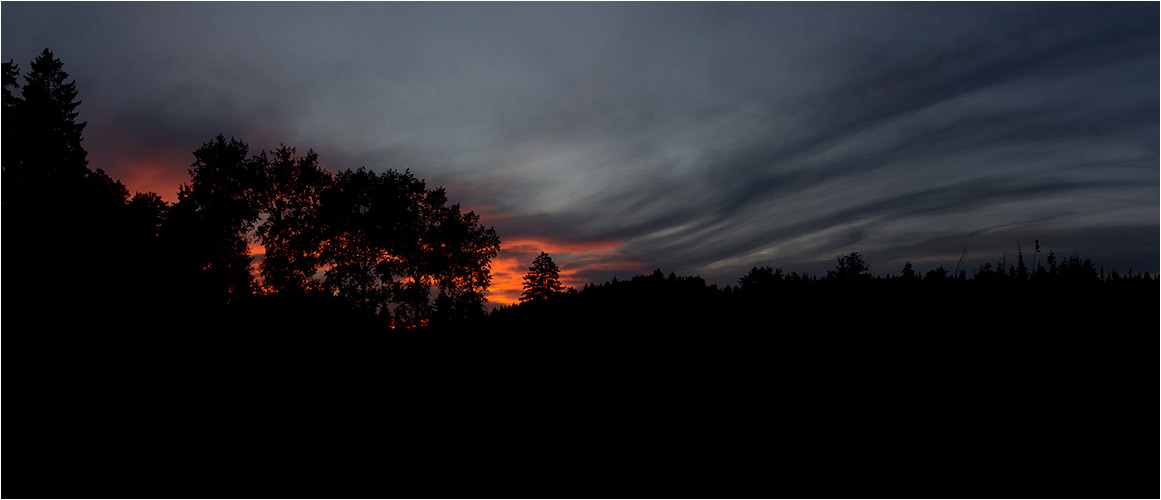 APRIL - Der Himmel brennt, Pfannenstiel
