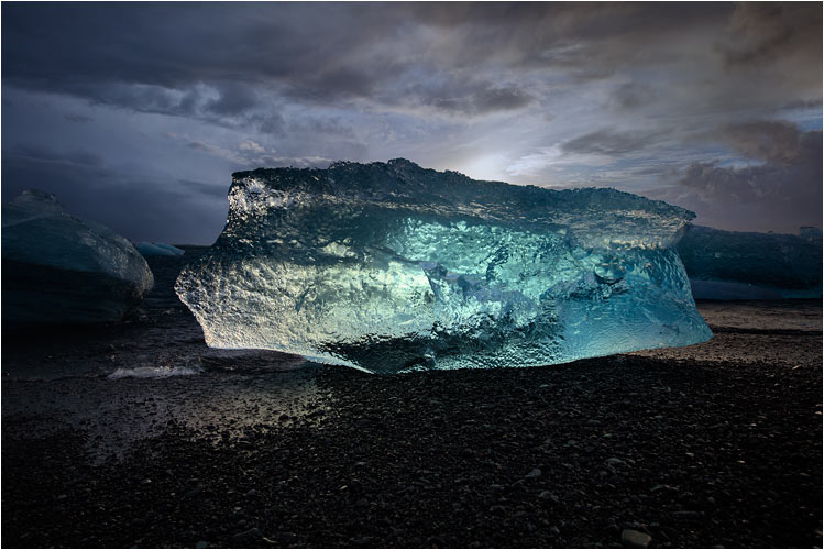 Eisriesen im Gegenlicht