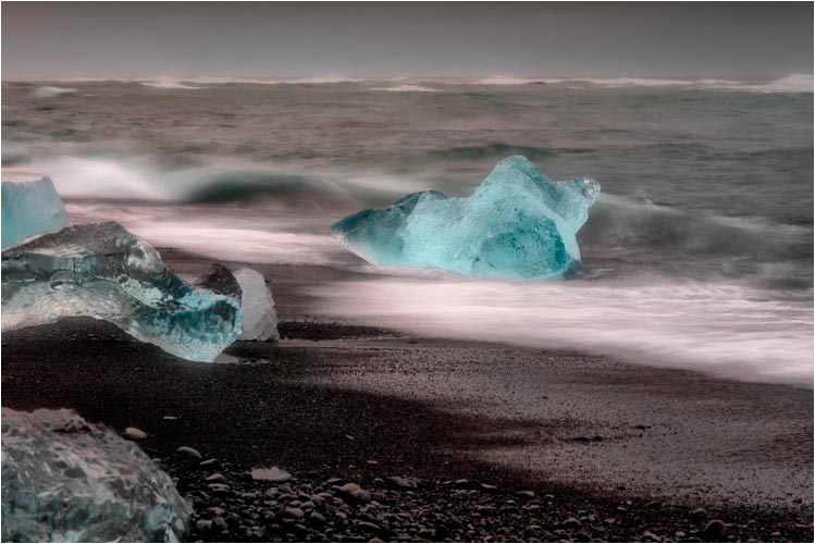 Blaue Perle an der Küste