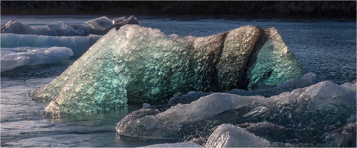 Eisskulptur in der Eislagoon